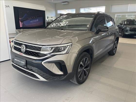 VOLKSWAGEN TAOS 1.4 250 TSI TOTAL FLEX HIGHLINE AUTOMÁTICO